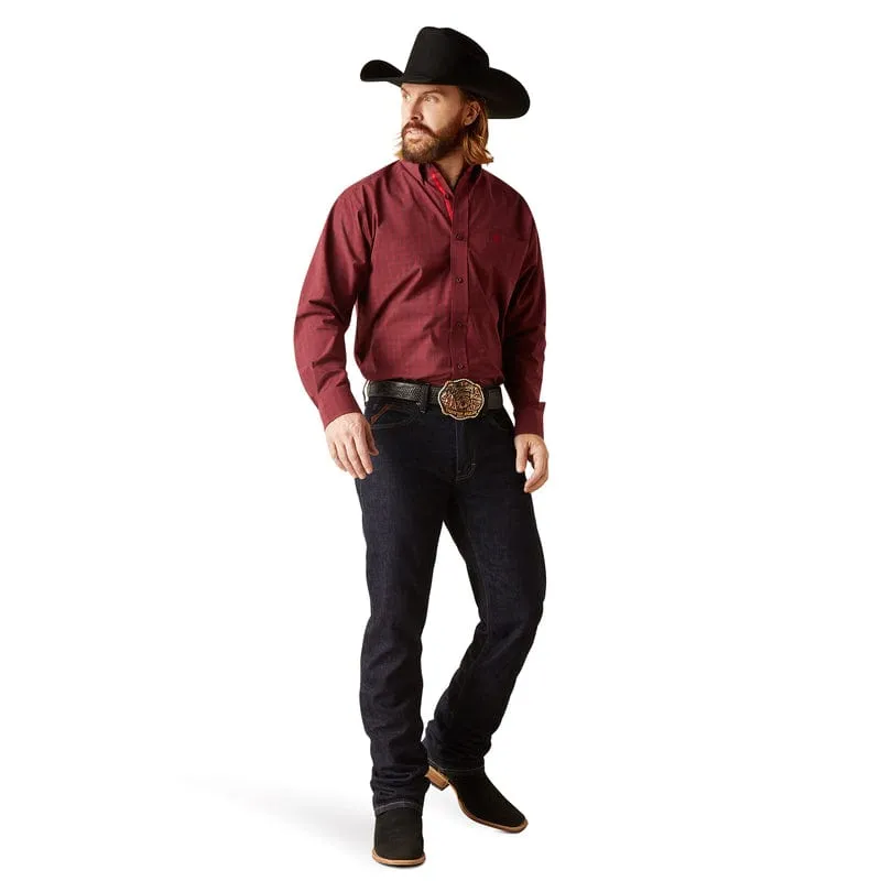 Ariat Men's Pro Series Tibetan Red Classic Fit Long Sleeve Button Down Western Shirt 10047389