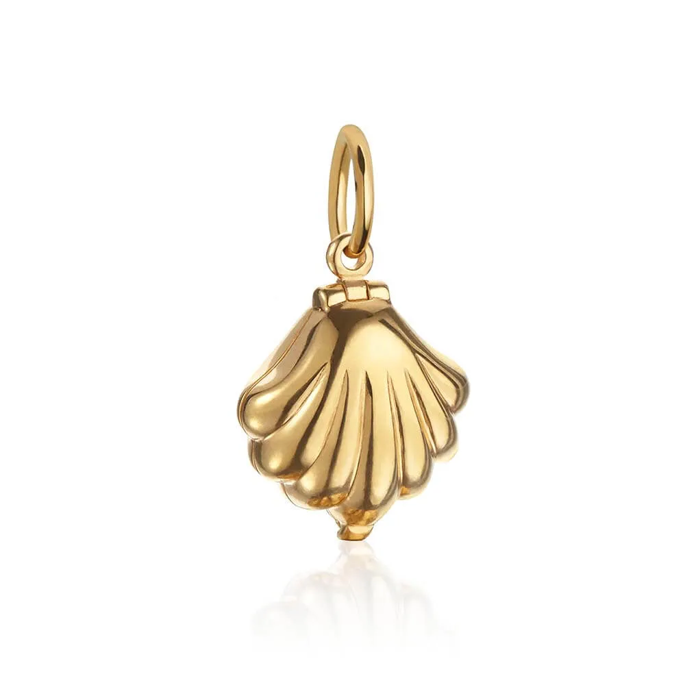 Clamshell Charm Gold