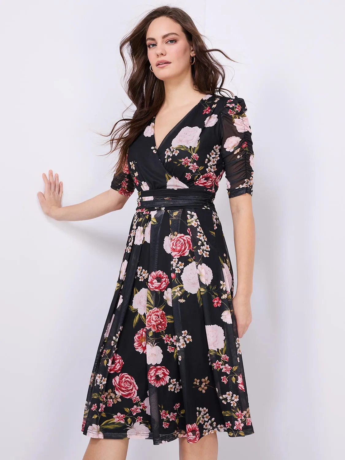 Floral Print Midi Dress With Pockets