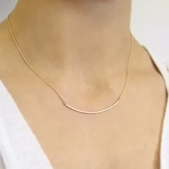 <!--NK769-->curved slinky bar necklace