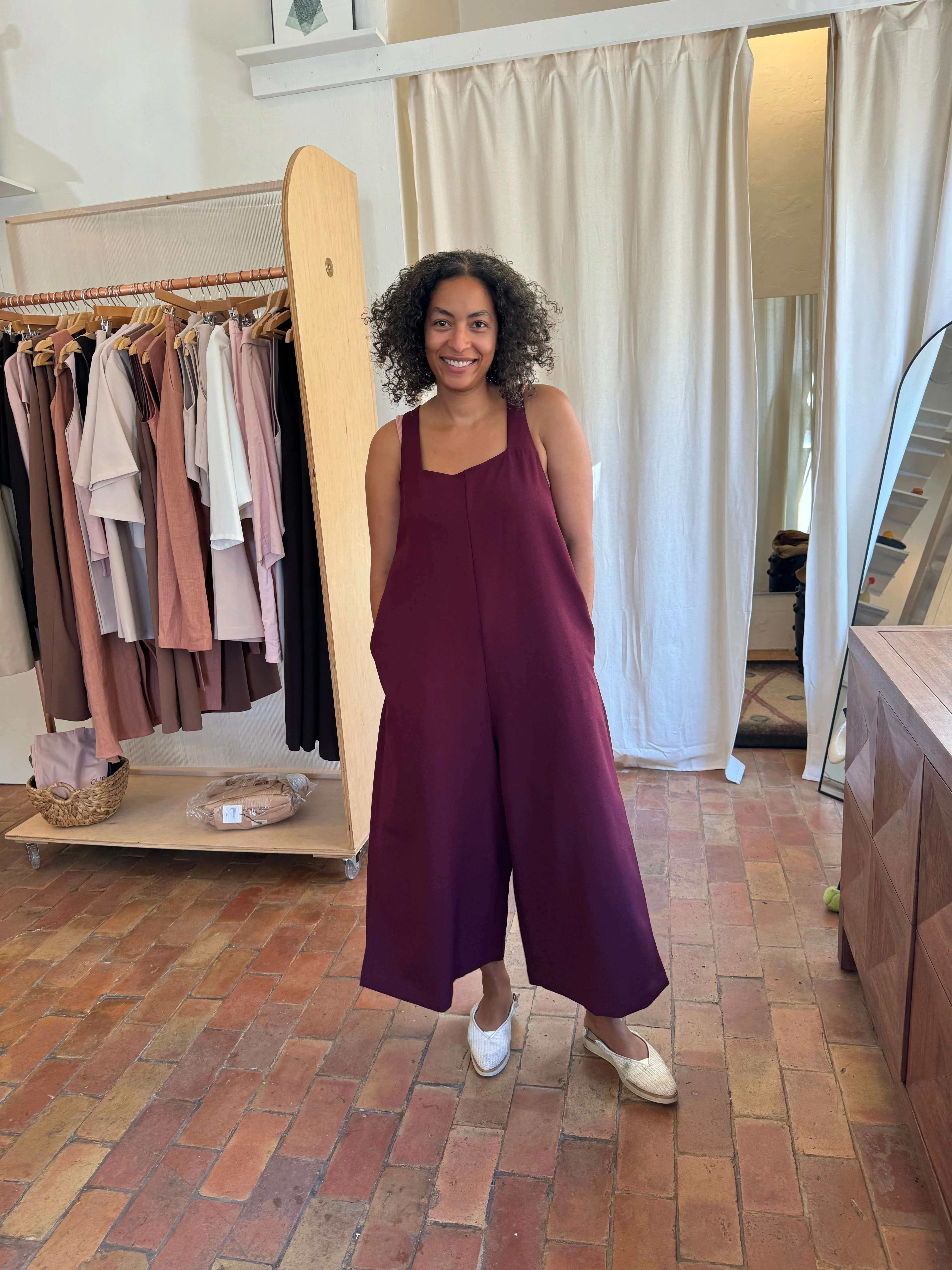 Meristem Sleeveless Square Split Leg Pocket Onesie / Size M - Burgundy