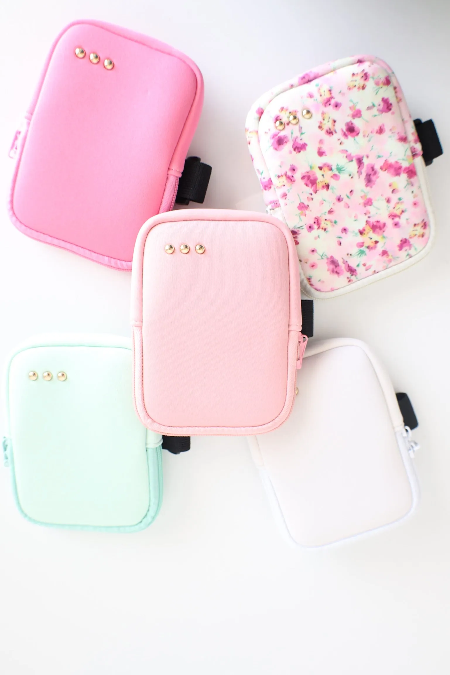 On The Move Pouch (FINAL SALE)